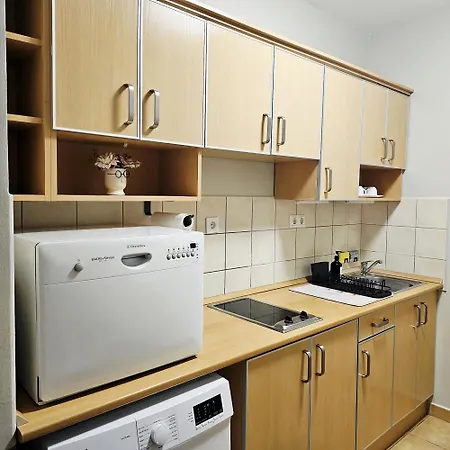 Karos Kristaly Apartament *