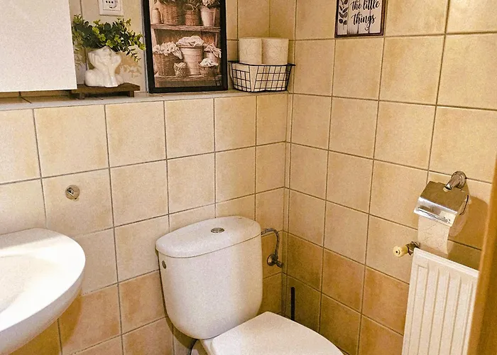 Karos Kristaly * ザラカロシュ