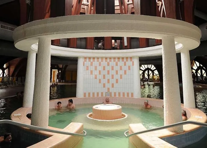 Karos Kristaly アパート ザラカロシュ