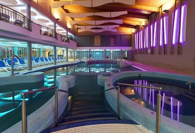 アパート Karos Kristaly